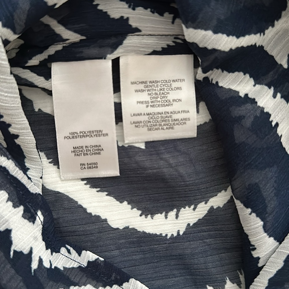 Jones New York Sheer Top - Picture 4 of 4